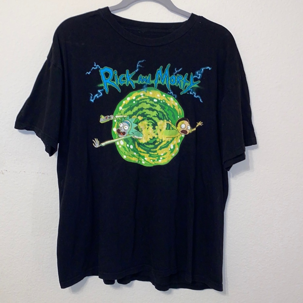 Men’s T-Shirt: Rick and Morty. Size XL.